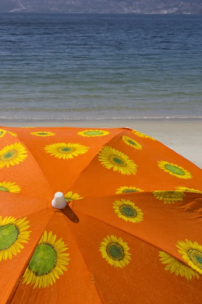 Close up of a sun beach umbrella — Stock Photo, Image