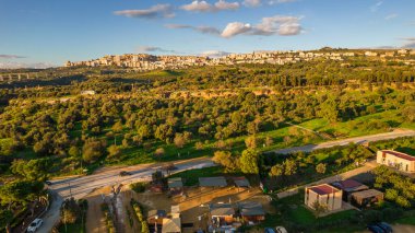 Günbatımı, Sicilya, İtalya, Avrupa, Dünya Mirası Bölgesi Agrigento Hava Görüntüsü