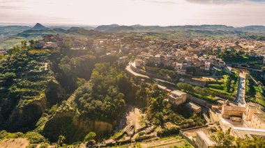 Mazzarino, Caltanissetta, Sicilya, İtalya, Avrupa 'nın Havadan Görünümü
