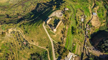 Mazzarino Ortaçağ Kalesi Havadan Görünümü, Caltanissetta, Sicilya, İtalya, Avrupa