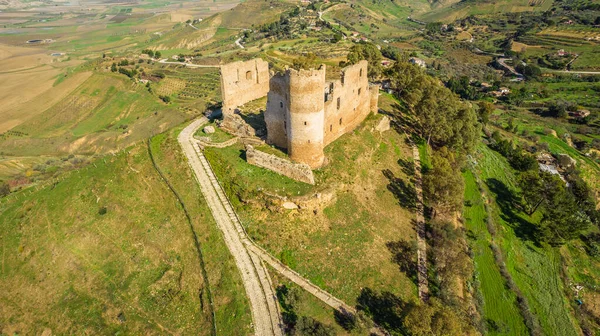 Mazzarino Ortaçağ Kalesi Havadan Görünümü, Caltanissetta, Sicilya, İtalya, Avrupa