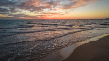 Gela City, Caltanissetta, Sicilya, İtalya ve Avrupa 'da Akdeniz Hava Görüntüsü
