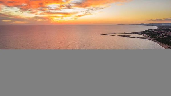 Vista Aérea Mar Mediterrâneo Pôr Sol Cidade Gela Caltanissetta Sicília — Fotografia de Stock