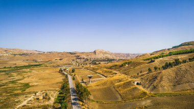 Sicilya 'da Riesi ve Sommatino yakınlarındaki Eski Sülfür Madenleri, Caltanissetta ili, Sicilya, İtalya, Avrupa