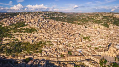 Yukarıdan harika Modica Şehir Merkezi Manzarası Ragusa, Sicili, İtalya, Avrupa, Dünya Mirası Bölgesi