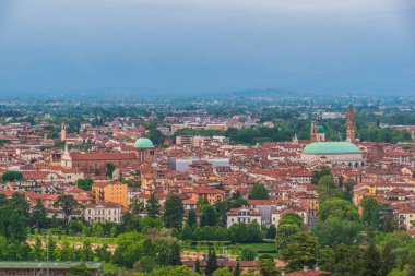 Berico Dağı, Veneto, İtalya, Avrupa, Dünya Mirası Bölgesi 'nden Vicenza Skyline manzarası