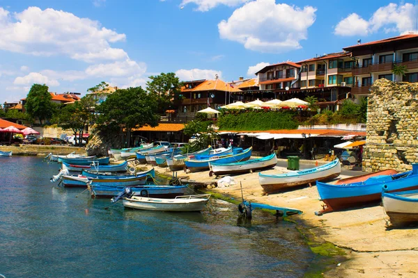 Barcos de pesca en el puerto — Foto de Stock