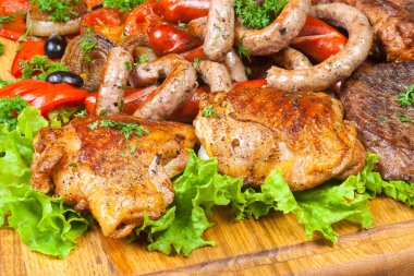 Kızarmış jambonlu soğuk kesim