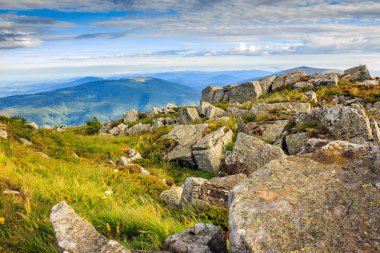 boş bir çok antik kayalar