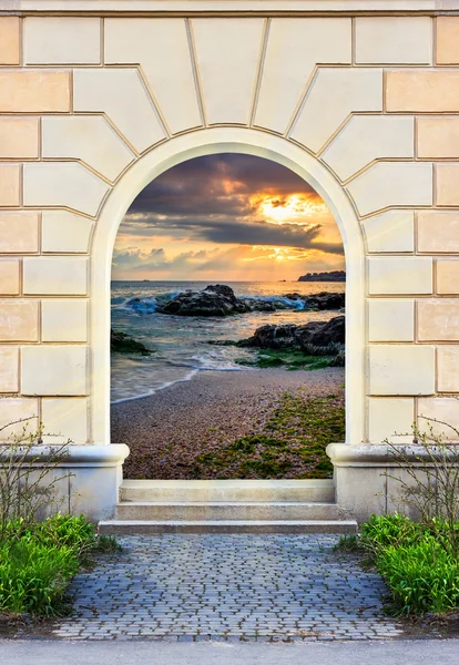 Doorway Frame with steps and picture inside — Stock Photo, Image