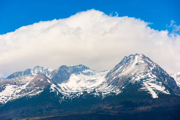 Lanskap Pedesaan Slowakia Musim Semi Gunung High Tatra Yang Indah — Stok Foto