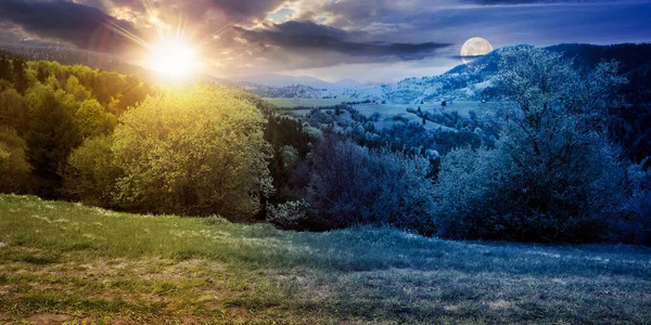 Giorno Notte Cambiamento Nelle Montagne Carpatiche Bellissimo Paesaggio Naturale Primavera — Foto Stock