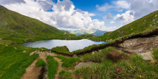 Peisaj Montan Lac Timpul Verii Frumoasă Destinație Călătorie Creasta Fagaras — Fotografie, imagine de stoc