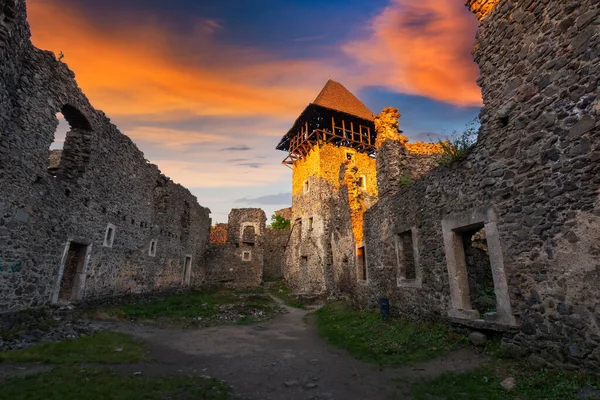 Tower Nevytske Castle Ruins Ancient Fortress Evening Light Popular Travel — Stock Photo, Image