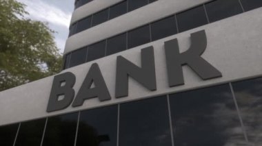 Modern cam gökdelendeki banka tabelası. Modern cephede aynalı gökyüzü ve şehir. İş ve finans kavramı