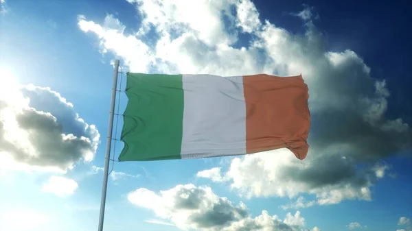 Flaga Irlandii Machająca Wiatrem Przeciwko Pięknemu Błękitnemu Niebu Ilustracja — Zdjęcie stockowe