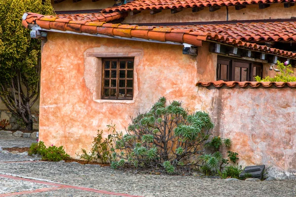 Carmel mission, ulusal Katolik bir göreve kayıt tarihi yerler ve ABD Ulusal tarihi dönüm noktası. — Stok fotoğraf