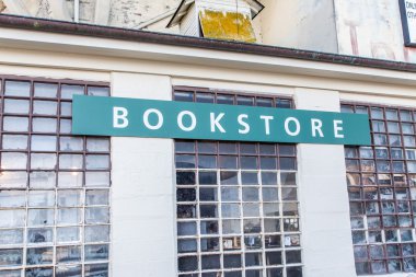 alcatraz Adası'nda Kitabevi