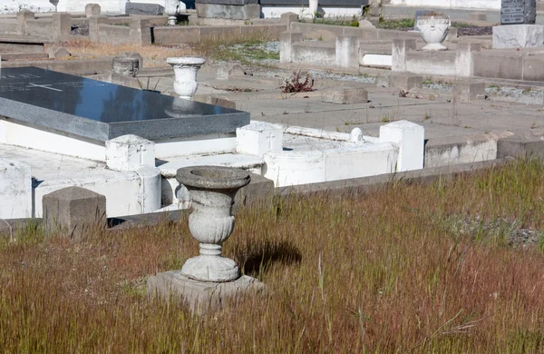 Marcadores de Tumbas en el Cementerio de San Carlos . — Foto de Stock