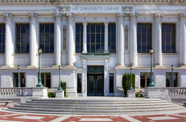 De bibliotheek van de Universiteit van Berkeley — Stockfoto