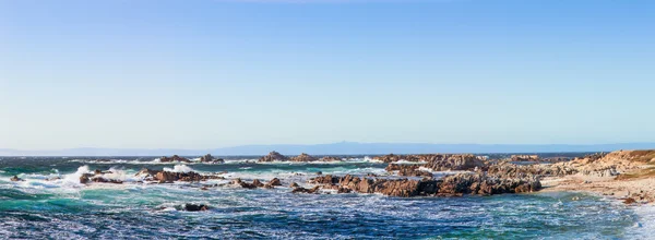 Falom na ląd w pacific grove — Zdjęcie stockowe