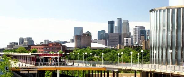 Centro Minneapolis Skyline dall'Università del Minnesota — Foto Stock