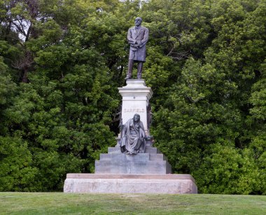golden gate park James garfield Anıtı