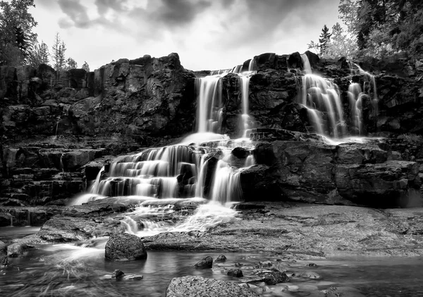 Gooseberry Falls Black and White in the Rain5 — Stock Photo, Image