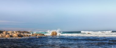 Dalgalar kayalar pacific Grove isabet Panoraması