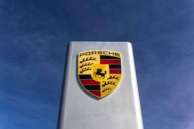 Porsche araba Bayilik işareti