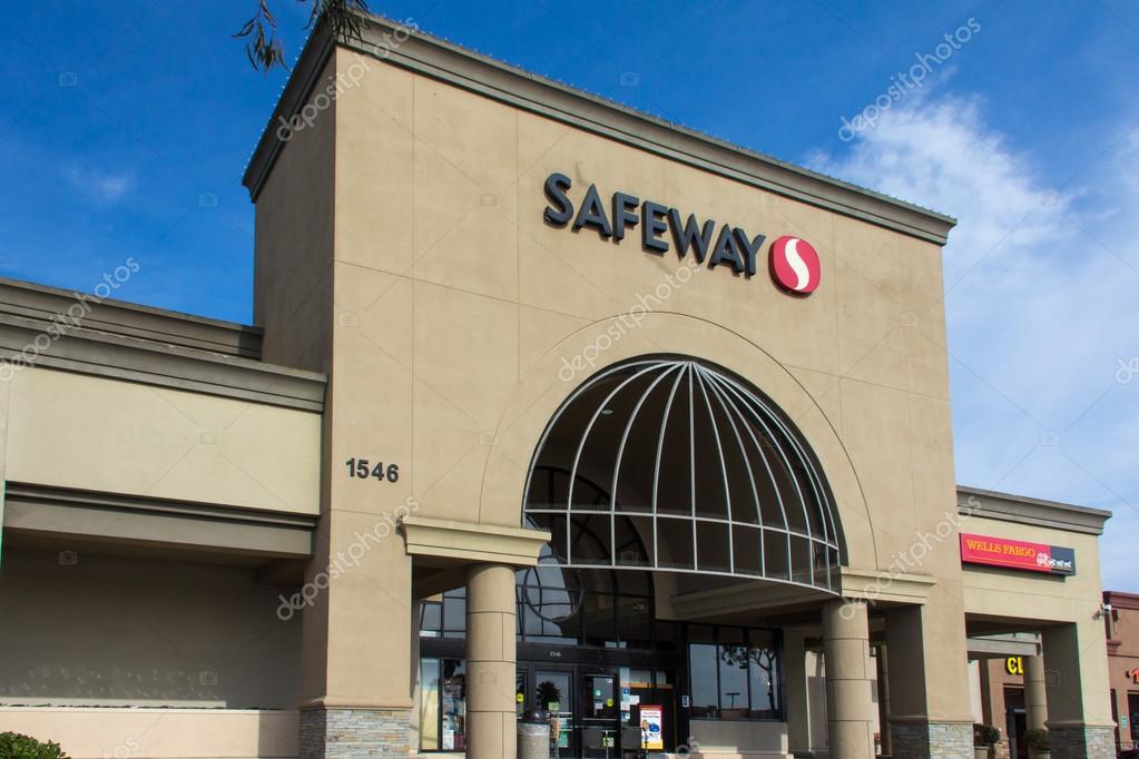 Safeway Grocery Store exterior. Safeway is an American supermarket chainand the second largest supermarket chain in North America.