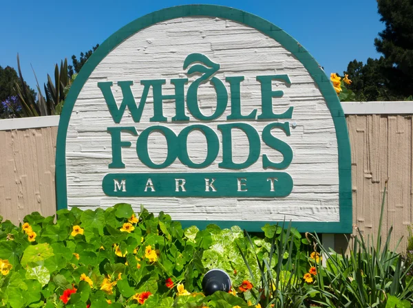 Whole Food Market exterior sign. — Stock Photo, Image