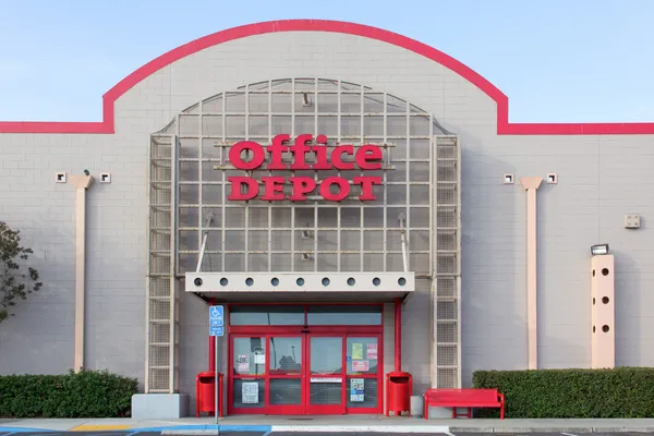 Office depot úložiště exteriér — Stock fotografie