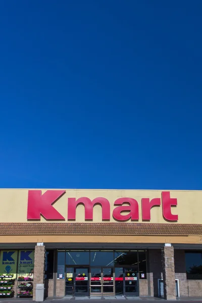 Kmart detailbutik udvendig - Stock-foto