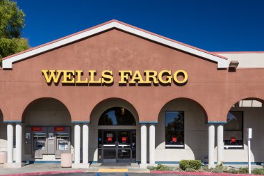 Wells Fargo Bank Exterior clipart
