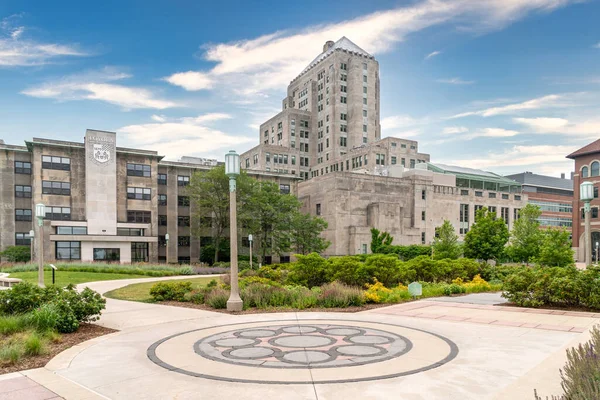 Chicago Estados Unidos Junio 2021 Pasarela Campus Campus Universidad Loyola — Foto de Stock