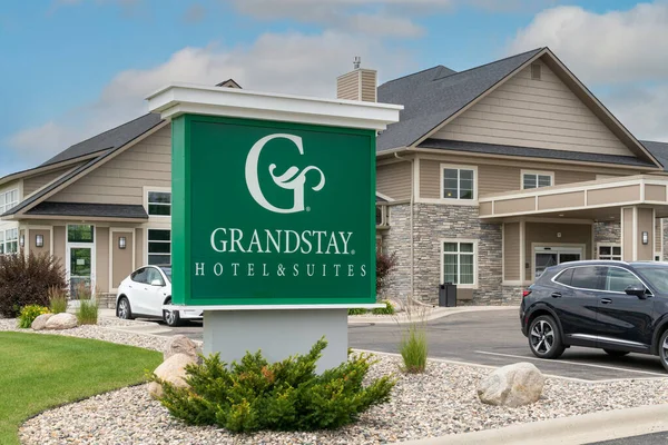 Glenwodd Usa Июля 2022 Года Мотель Grandstay Hotel Suites Логотип — стоковое фото