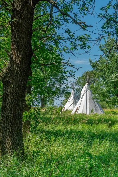 Native American Tipi Σκηνές Στο Blue Mounds State Park Μινεσότα — Φωτογραφία Αρχείου