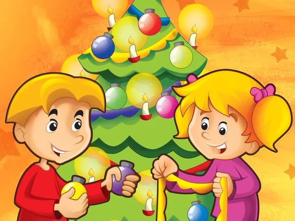 Niños que se divierten decorando el árbol de Navidad — Foto de Stock