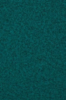 Derin turkuaz kış arka planı. Koyu renkli duvar kâğıdı. Buz kristalleri pencere camında yakın planda. Kaotik noktalar dizisi. Dikey soyut Cyan arkaplanı