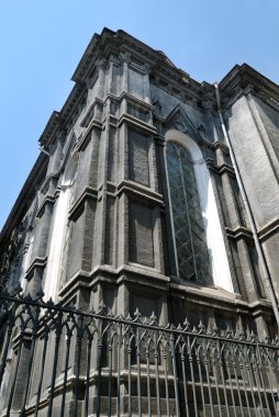 eski bir kilise parçası