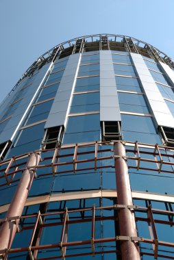 Bir gökdelenin değil Komple Bina