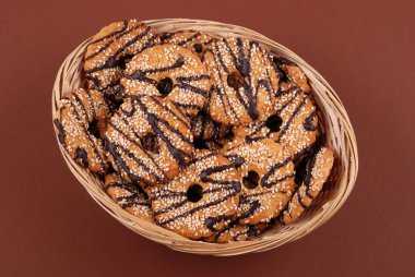 çikolata sır kurabiye sepeti