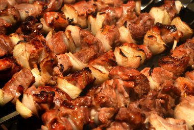 et dilimleri ateşe hazır olun.