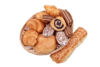 taze çörek sepeti izole