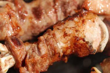 et dilimleri ateşe hazır olun.