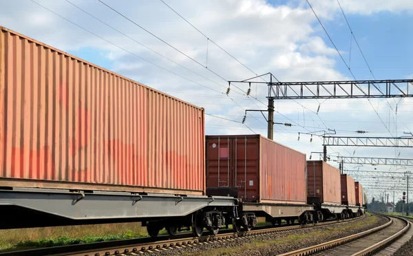 Transport av gods på järnväg — Stockfoto