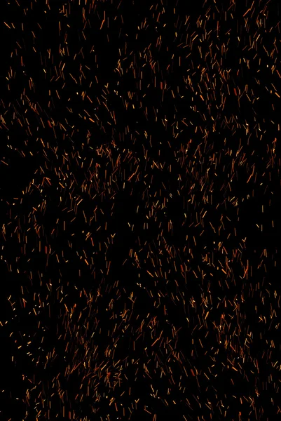 siyah arka plan üzerinde izole sparks