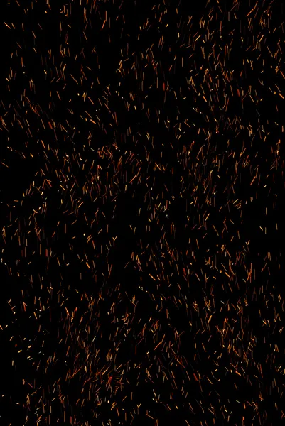 siyah arka plan üzerinde izole sparks