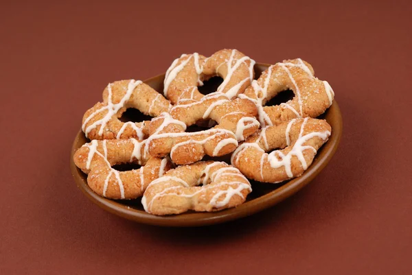 Ciasteczka z glazury na talerzu — Zdjęcie stockowe